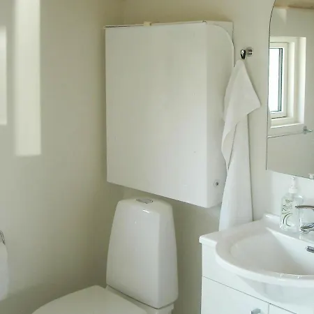 12 Person In Idestrup Bøtø By