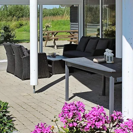 Semesterbostad Luxury Retreat With - By Traum *