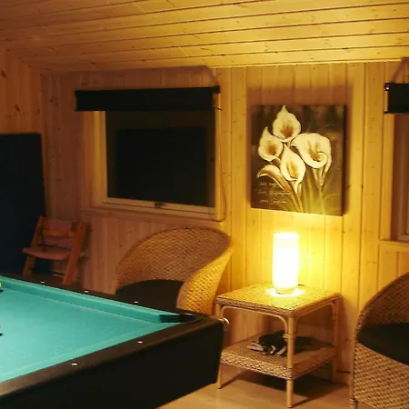 Semesterbostad Luxury Retreat With - By Traum