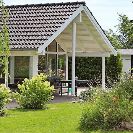 5 Star In Idestrup *