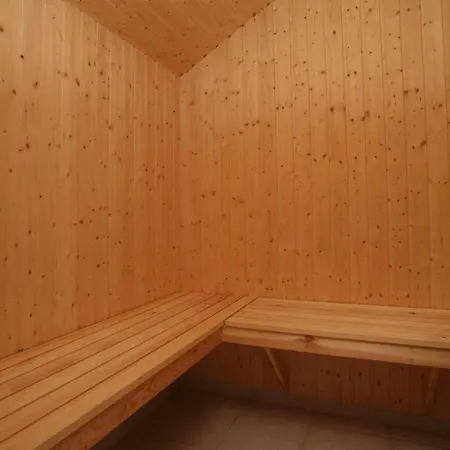 5 Star In Idestrup *
