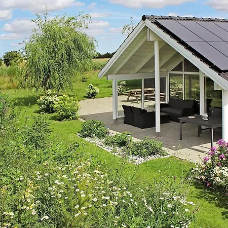 Vakantiehuis 5 Star In Idestrup Bøtø By